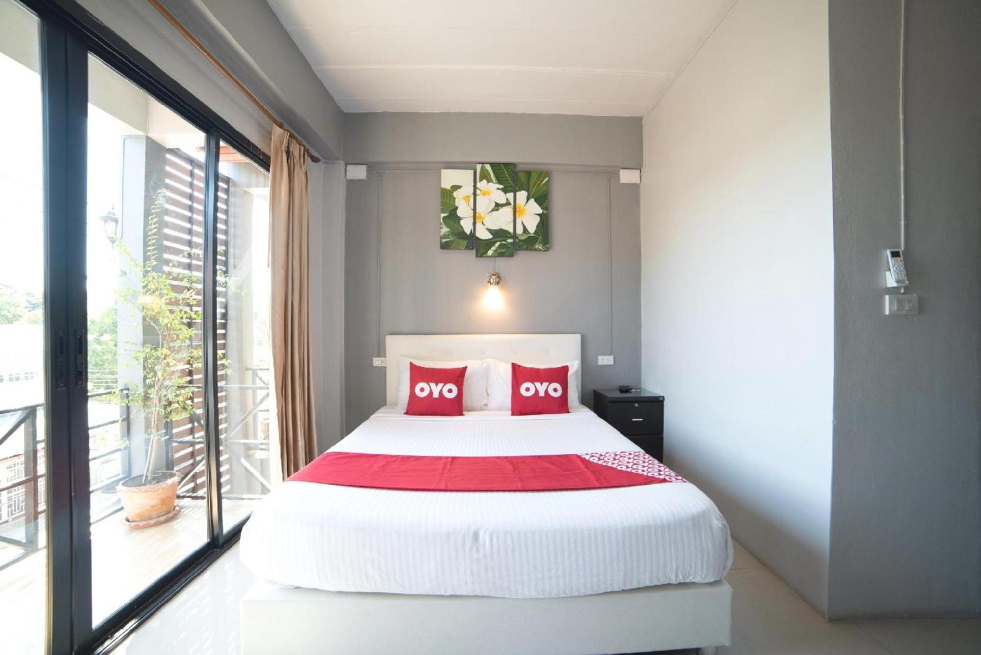 Oyo 465 Krung Kao Traveller Lodge Phra Nakhon Si Ayutthaya Esterno foto