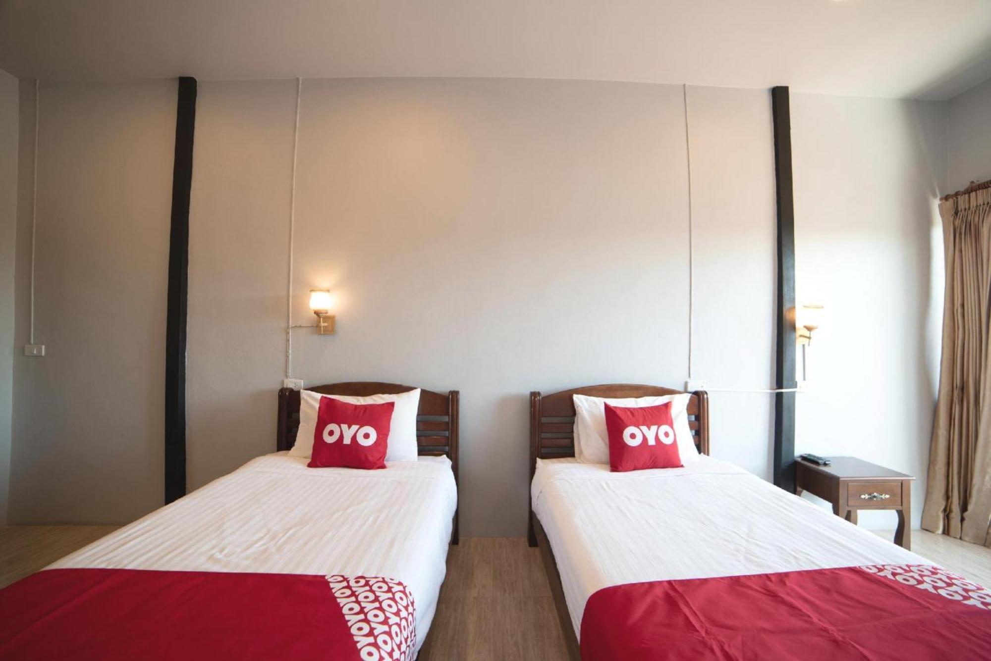 Oyo 465 Krung Kao Traveller Lodge Phra Nakhon Si Ayutthaya Esterno foto