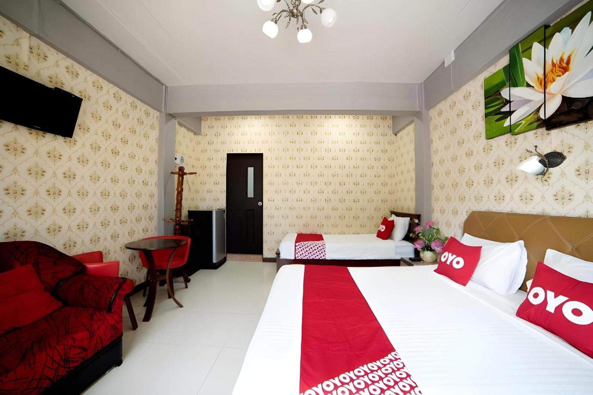 Oyo 465 Krung Kao Traveller Lodge Phra Nakhon Si Ayutthaya Esterno foto