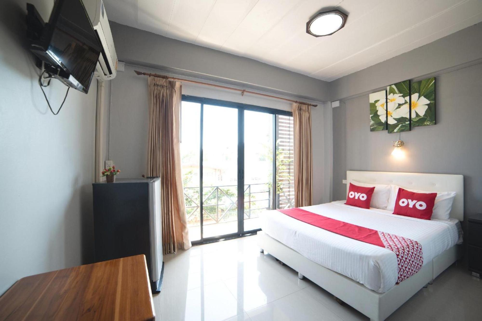 Oyo 465 Krung Kao Traveller Lodge Phra Nakhon Si Ayutthaya Esterno foto