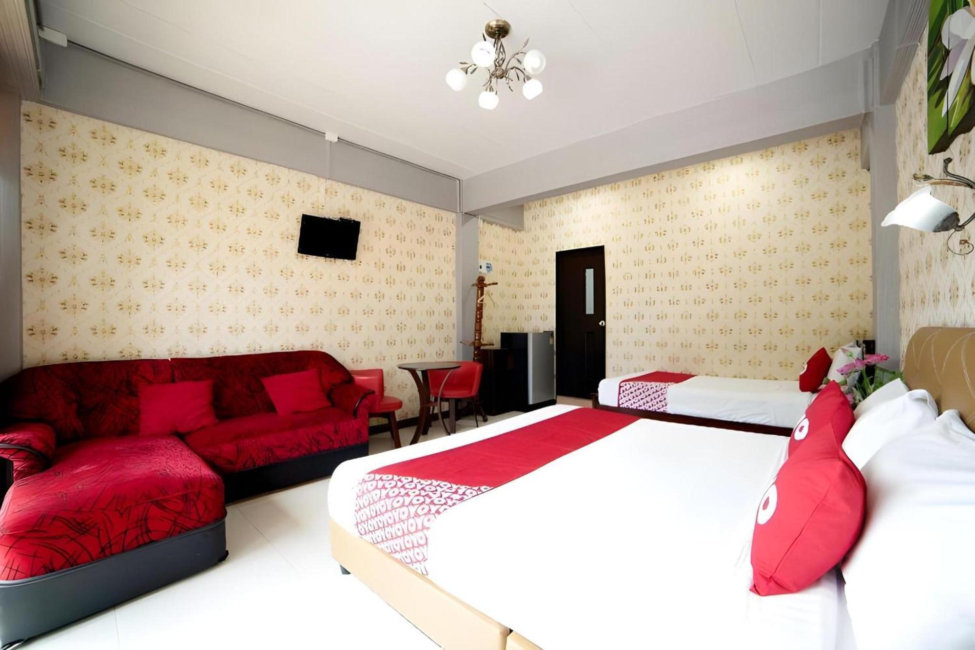 Oyo 465 Krung Kao Traveller Lodge Phra Nakhon Si Ayutthaya Esterno foto