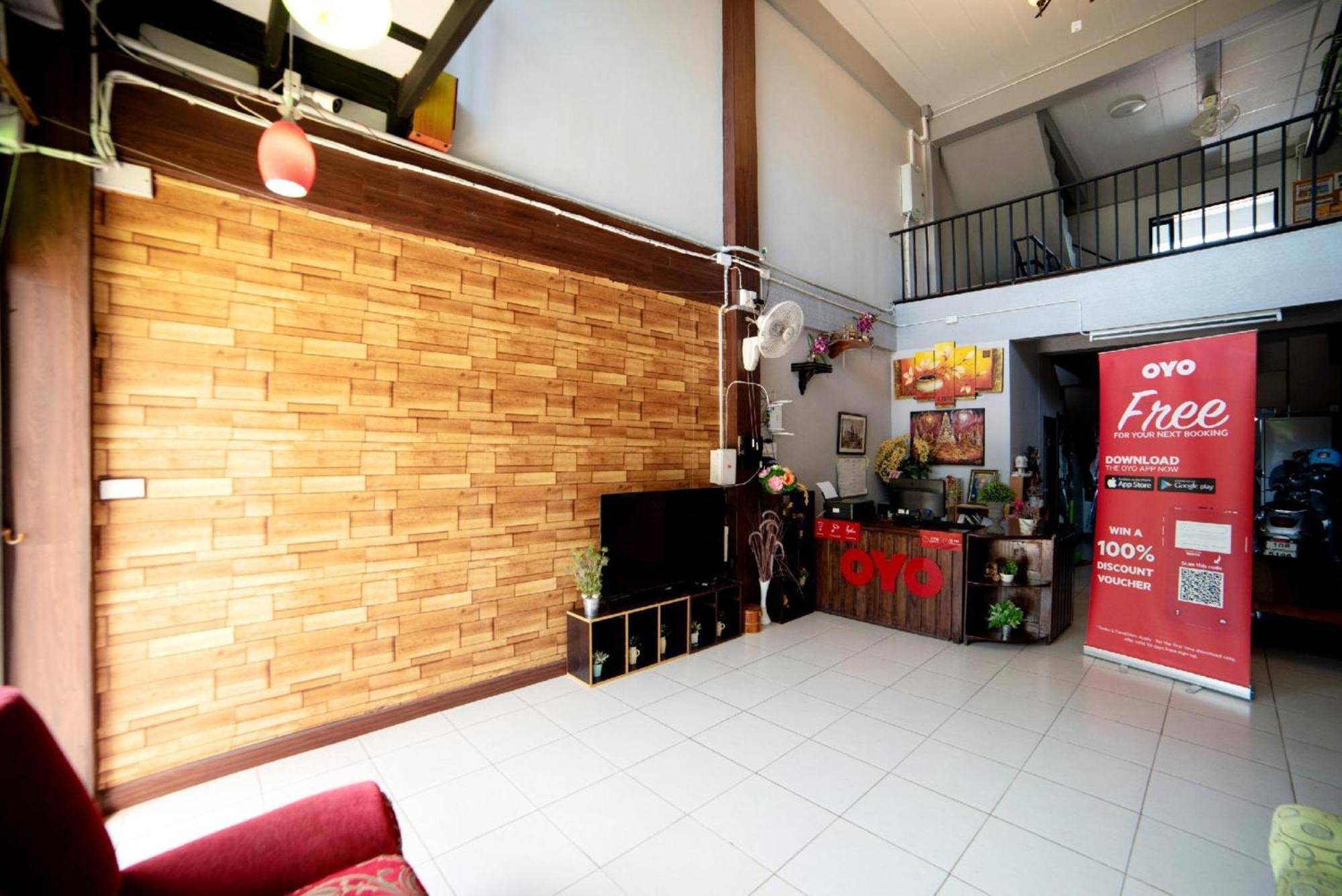 Oyo 465 Krung Kao Traveller Lodge Phra Nakhon Si Ayutthaya Esterno foto